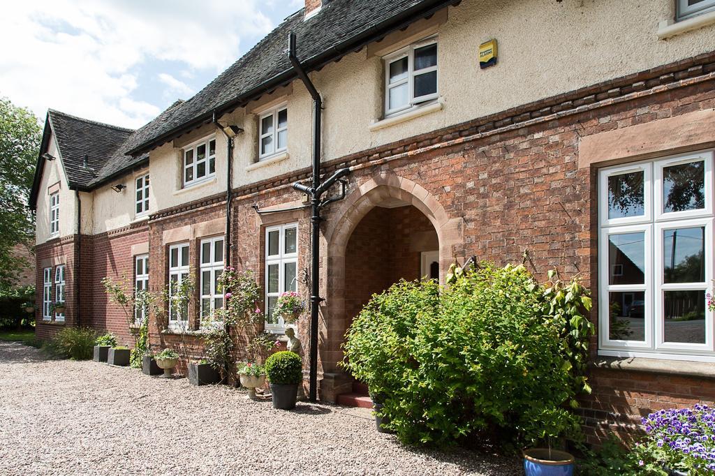 Heywood Hall Denstone Extérieur photo
