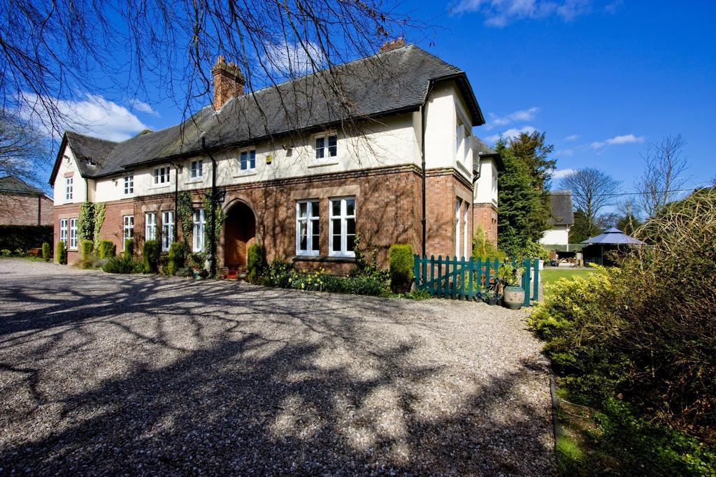 Heywood Hall Denstone Extérieur photo