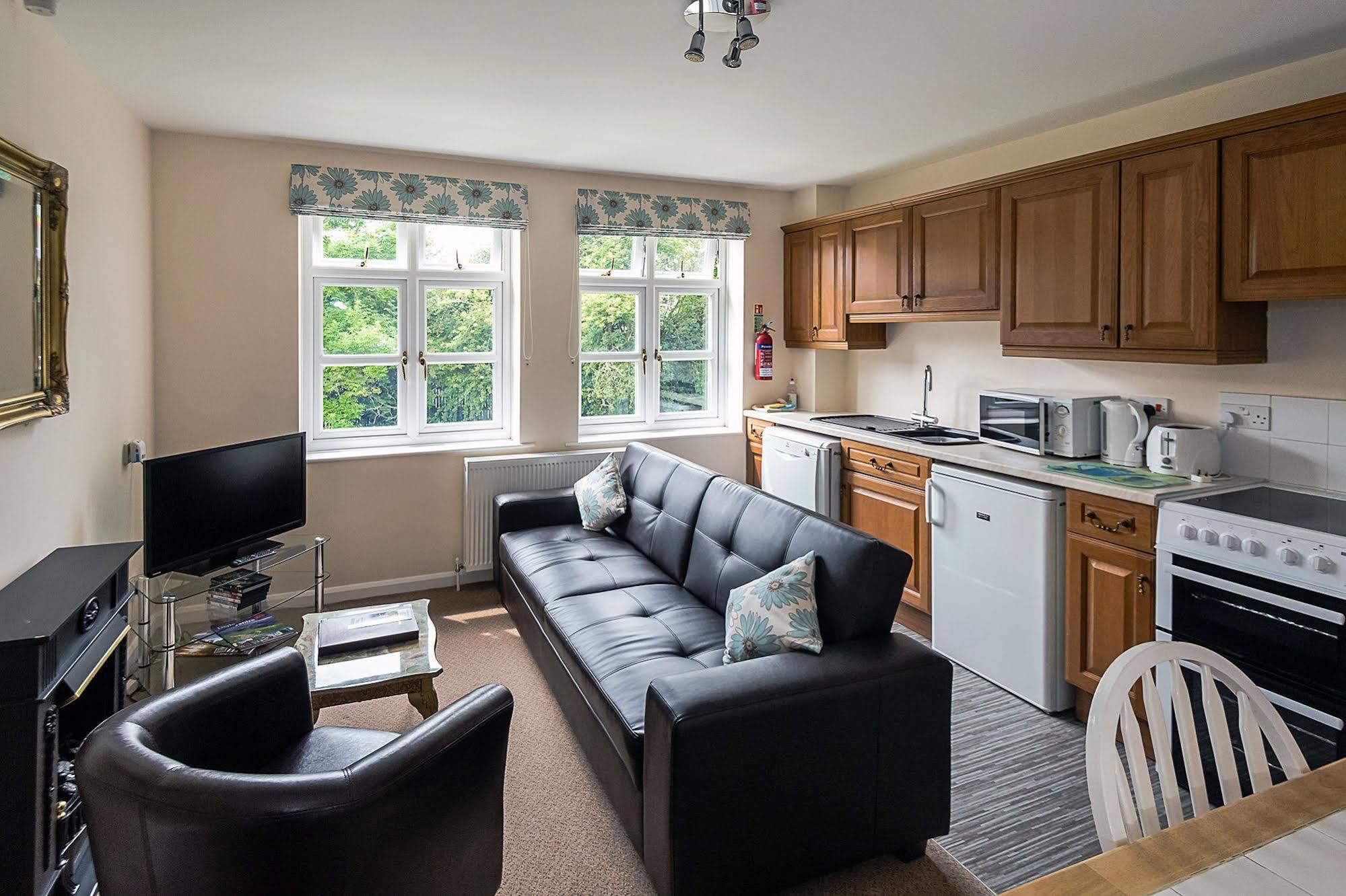 Heywood Hall Denstone Extérieur photo